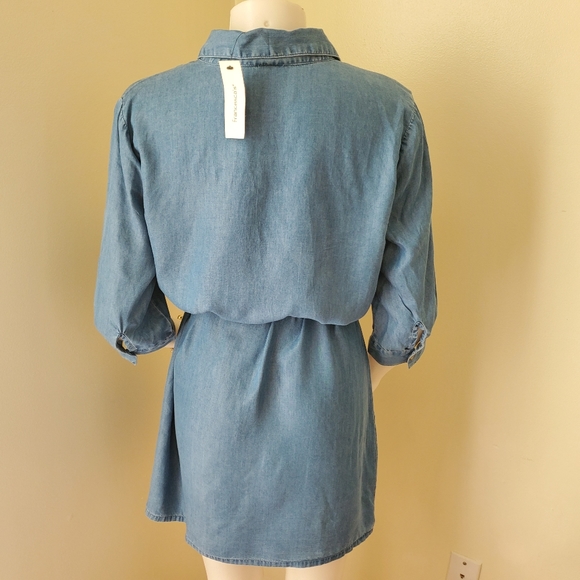 Francesa’s Chambray Button Down Tie Waist Shirt - Picture 2 of 5